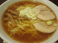 「醤油らーめん 大盛り」@ラーメンわをんの写真