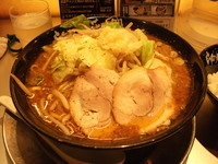 「嵐げんこつらあめん　BLACK　MONSTER」@らあめん花月嵐 成増店の写真