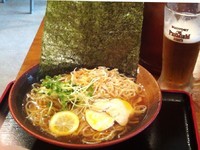 「冷たい海老そば　昼20食限定　＋　海苔」@頂上和風そば 浜の麺バカの写真