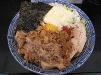 「冷やしカレーまぜそば（特盛）＋チーズ＋半肉増し」@狼煙 〜NOROSHI〜の写真