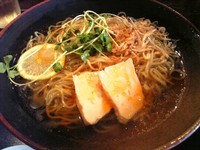 「冷たい海老そば 大盛」@頂上和風そば 浜の麺バカの写真