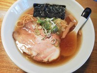 「中華そば＋麺大盛り」@上州地鶏ラーメン 翔鶴の写真