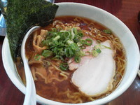 「煮干醤油ラーメン（大盛り無料）」@凌駕IDEAの写真