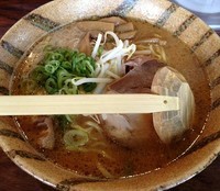 「味噌らーめん（650円）大盛無料」@壱鵠堂 夏見台店の写真