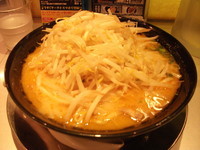 「黄金の味噌らーめん+もやし」@らあめん花月嵐 成増店の写真