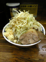 「小ラーメン　野菜、にんにく増し、カラメ」@ラーメン二郎 新小金井街道店の写真