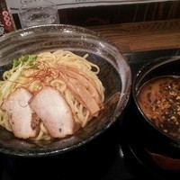 「極つけ麺大盛300ｇ880円黒極+20円」@麺屋 天孫降臨 三宮本店の写真