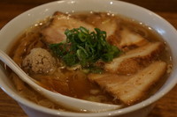 「醤油ラーメン＋チャーシュー」@神保町 可以の写真