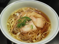 「２号ラーメン　　※恥ずかしながら鶏チャーシュー抜き」@ラァメン家 69’N’ ROLL ONEの写真