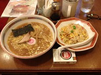 「Cセット（醤油ラーメン+炒飯）」@洋山亭の写真