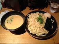 「濃厚雲丹まみれつけ麺（中盛）」@麺屋 大漁まことの写真