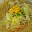 野菜たっぷり塩ラーメン＝３８０円