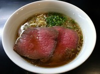 「贅沢焼牛らぁ麺　1000」@牛骨らぁ麺 マタドール 本店の写真