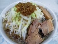 「ラーメン(塩、ヤサイアブラ、太麺)」@いの一番の写真