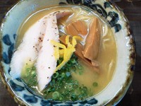 「純鶏そば（大盛）￥700円（＋100円）」@特級鶏蕎麦 龍介の写真