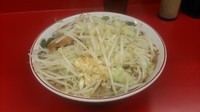 「小ラーメン（ヤサイ+ニンニク）￥650」@ラーメン二郎 湘南藤沢店の写真