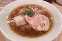 「醤油らぁ麺 ７５０円」@Japanese Soba Noodles 蔦の写真