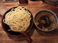 「つけ麺灼熱  中盛り【800円】」@つけ麺専門店 三田製麺所 有楽町店の写真