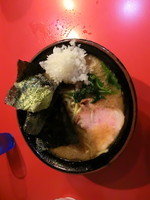 「中盛ラーメン（￥740）」@家系総本山 ラーメン吉村家の写真