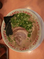 「らぁめん（￥650）」@九州大分らぁめん たまがった 伊勢佐木町店の写真