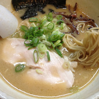 「鶏の骨ラーメン  700円」@鶏の骨の写真