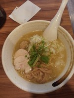 「濃厚鶏白湯そば【780円】」@濃厚鶏そば 麺屋武一 新橋本店の写真