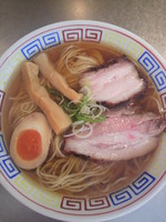 「煮干らーめん薄口醤油」@煮干鰮らーめん 圓 町田店の写真