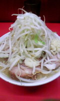 「豚増しラーメン（ニンニク）」@ラーメン二郎 大宮店の写真