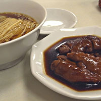 「豚足そば1000円」@徳記の写真