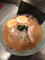 「醍醐麺（固め）￥650+玉子￥50+半ライス￥100」@雪濃湯の写真