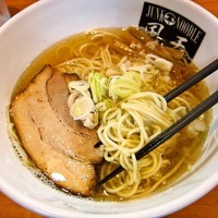 「煮干しそば  730円」@煮干中華ソバ イチカワの写真