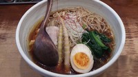 「幻のたまり醤油と鯖煮干の冷やしラーメン（雅）_780円」@麺処 田ぶし 高円寺本店の写真
