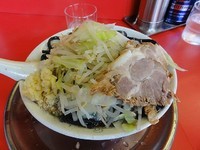 「ラーメン　700円　ニンニク」@麺でる 田園調布本店の写真