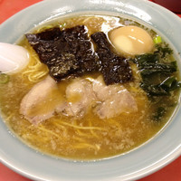 「小ラーメン(固め)¥290＋うまたま¥70」@ラーメンショップ 飯島の写真