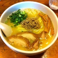 「白鶏らーめん（￥680）」@鶏の穴の写真