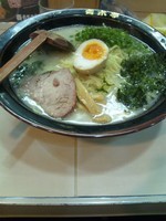 「旨塩らーめん中」@ラーメン青木亭 西新井店の写真