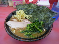 「らーめん 630円 のり 60円」@王道家の写真