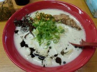 「豚骨ラーメン」@豚骨 豚野郎 大宮店の写真