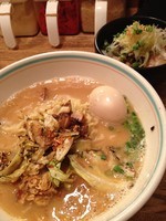 「味玉バカ850　炙りチャーシュー丼350」@仙川らーめん ばかたれの写真