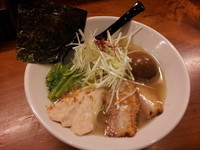 「特製純鶏ホタテ塩ラーメン1000円」@三代目麺処 「まるは」極 船橋店の写真