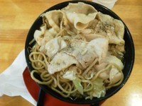 「ド根性の醤油 麺男盛+肉盛」@神戸ちぇりー亭 宝塚店の写真