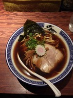 「醤油ラーメン【650円】」@伊藤商店の写真