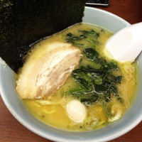 「ハーフラーメン（醤油）固め・脂多め」@ラーメン壱國家 伊勢佐木町店の写真