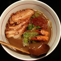 「極海老煮干らーめん  880円＋チャーシュー300円」@青森煮干し中華そばJIN 綱島店の写真