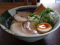 「琥珀そば」@自家製麺 琥珀の写真