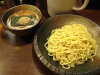 「辛口つけ麺 中」@つけ麺屋 ひまわりの写真