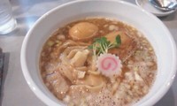「中華そば＋サービス味玉」@つけめん102 大宮店の写真
