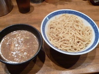 「濃厚つけ麺 あつもり　（大盛３８０ｇ）　７８０円」@馳走麺 狸穴の写真