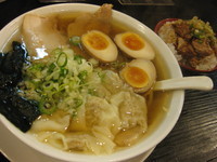 「塩ちなりコンビ(塩ちなり+焼肉ごはん)¥1,200+味玉¥50」@世界の神蔵兄弟 三日仕込熟成手打麺 ちなり 総本店の写真