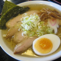 「しんちゃんラーメン（７００円）」@さのらーめん しんざんの写真